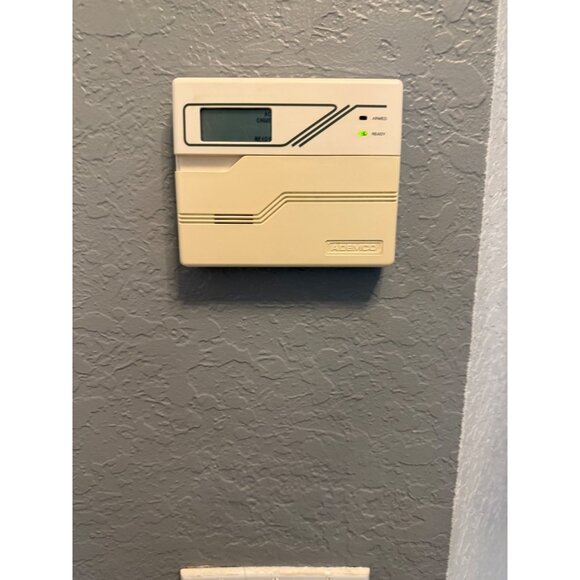 Ademco Honeywell 6128 Keypad Screw Terminal Version for parts only ( #4  button - Picture 4 of 4